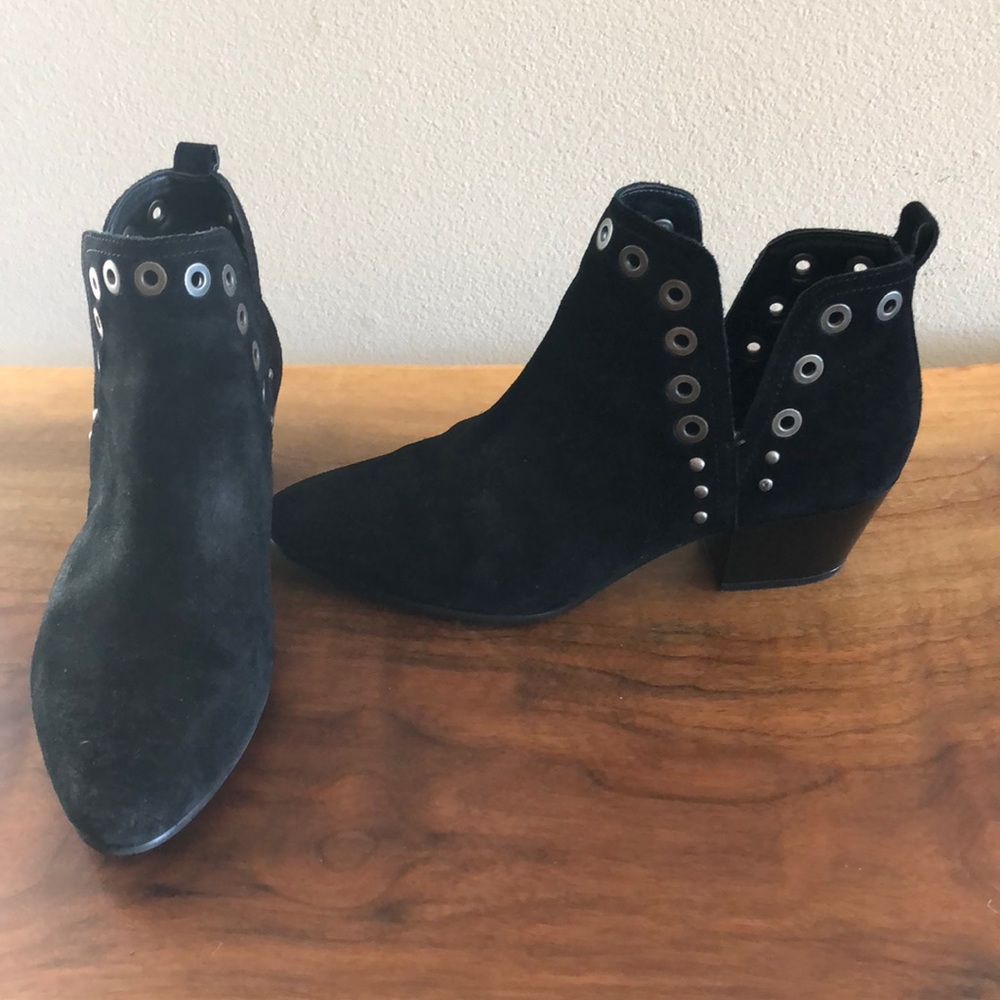 Sam Edelman Sz 8.5 Grommet Booties Black Suede